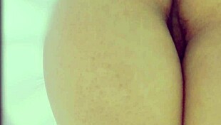 Colombian Milf Secretary Records Without Panties, Seeks Man For Deep Anal