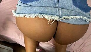 Filme Novinha Gostosa De Saia Sem Calcinha