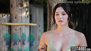 two horny handymen fucking that big ass milf wife