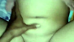 indonesian babe gets fucked and cum inside