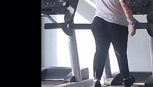 Big Booty Treadmill Girl