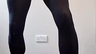 'do you see this big tranny cock cumming in pantyhose?'