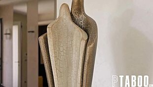 Interior design behind renato leya desantis