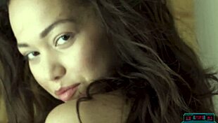 Petite Asian Kit Rysha Gets Boobjob