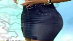 La Belle Femme Aux Gros Seins Est La Plus Désirée De France!