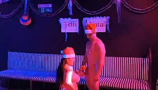 Natal cheio de tesão com milf gostosona e saymon fitness gozando farto no red