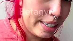 chamei o vizinho pra casa e ele me fodeu enquanto meu marido tinha saido