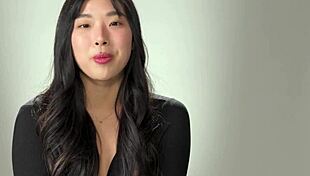 Elle Lee Korean Teen Pornstar Self-Pleasures