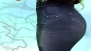 La Belle Femme Aux Gros Seins Est La Plus Désirée De France!