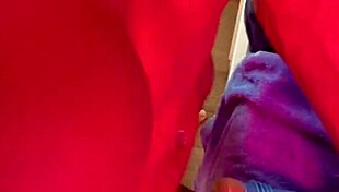 Shemale bya lessa in an intriguing performance