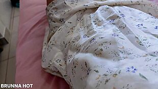 Naked Amateur Woman Masturbates with Dildo to Orgasm on Monday Morning