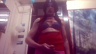 tranny rides black dildo til cuumming 😈