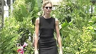 blonde amateur milf slut mindy aka yummymama public flashing outdoors