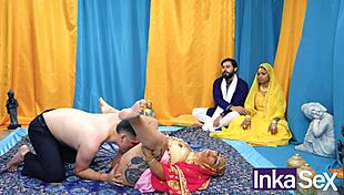 chudai madrastra india tetona se folla al novio de su hijastra y le dejan el co�o lleno de leche