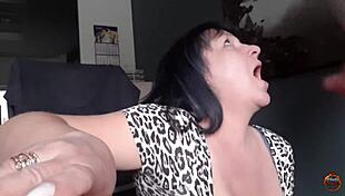 Klaudiaambergirl As Sexy CEO MILF Masturbating At Work