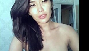 Hot Asian Webcam Girl Masturbating