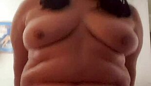 Hot wife fucks pillow first time