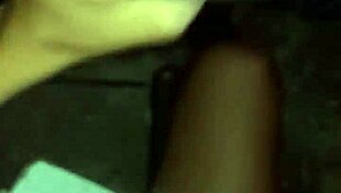 Mulher Casada Infiel Pega Chupando Quando Está Sozinha Em Casa