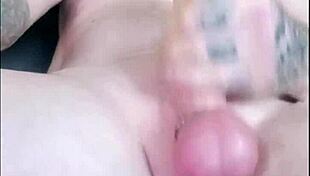Solo jerkoff session ends in massive cumshot.