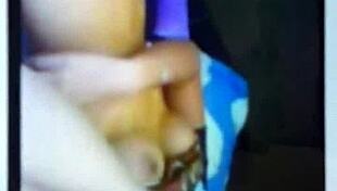 French slut Fanny toys wildly on webcam!