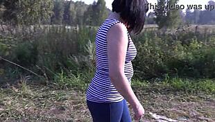 Best outdoor pissing with powerful urine streams in amateur compilation