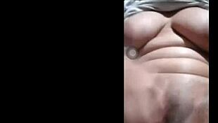 Famous Instagram Influencer Girl Fingering On Cam With Boyfriend