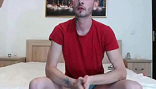 I fuck my classmate on webcam chat