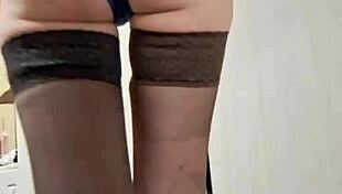 Teen Elza Kom's Story