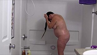 Oh, UK Pregnant MILF Showers Nasty On Hdcamsluts Com!