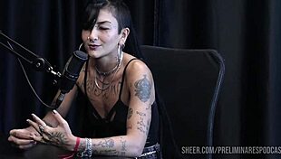 melhores momentos da caroleta roots no preliminares podcast com bia hot - parte 2 watch on sheer red 😏