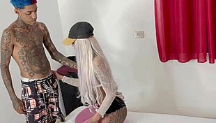 primeira vez da ninfeta levando anal profundo