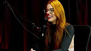 Questionava Tudo Namora O Melhor Amigo Pediu Para Ir No Puteiro E Decidiu Ir Na Casa De Swing Por Causa Do Parceiro - Bella Ruiva Watch On Sheer Red