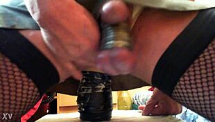 i feel the plug deep in my ass during extreme play