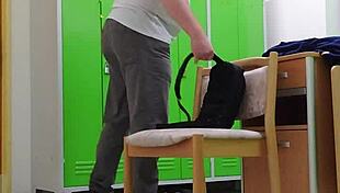 Umziehen auf der Arbeit