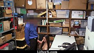 Mall Officer Promises No Police To Teen Lifter