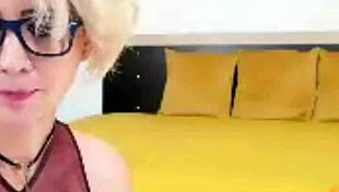 Does white girl love sloppy deepthroat on milkybabes?