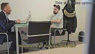 Straight Insurance Broker Convinced to Try It!