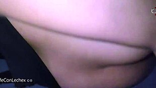 follando el culo de mi hermanastra en el sill�n esperando mi verga dura