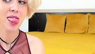 Does white girl love sloppy deepthroat on milkybabes?