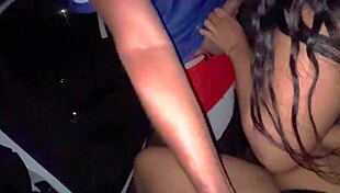 fila no estacionamento pra comer a mulher