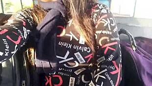 las nuevas formas de ligar en un bus un desconocido me toca las nalgas mientras viajo al campo a visitar a mi marido yo me puse sucia y terminamos haciendo locuras