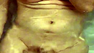 Married 38-Year-Old Housewife With Beautiful Breasts Takes A Bath Before Sex Then Has Lewd Sex Afterwards