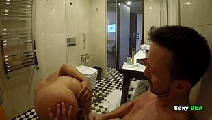 That bathroom fuck was wild, says Sexydea