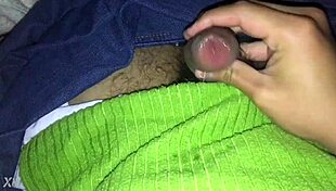 Masturbacion Eyaculation de Joven 3