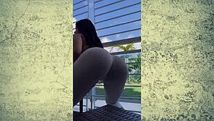 Twerking Sex With Big Ass