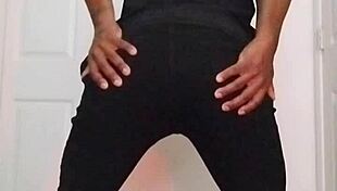 Stretching Ass For Exercise Workout Routine