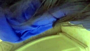 Grabando Colegiala Rapidin En Baño Escuela