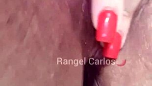 Cheia De Tesão Tocando Uma Siririca Gostosa Com O Dedinho Todo Lá Dentro