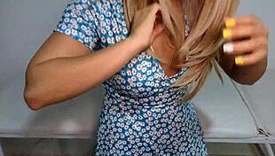 Doctor fucks horny blonde patient during medical consultation in hospital room