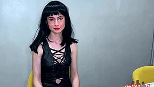 Lucifera and sally destroy each other's pussies